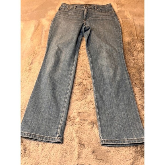 Lee Relaxed Fit Straight Leg High Rise Light Wash Denim Jeans Leg 6 - Picture 3 of 16